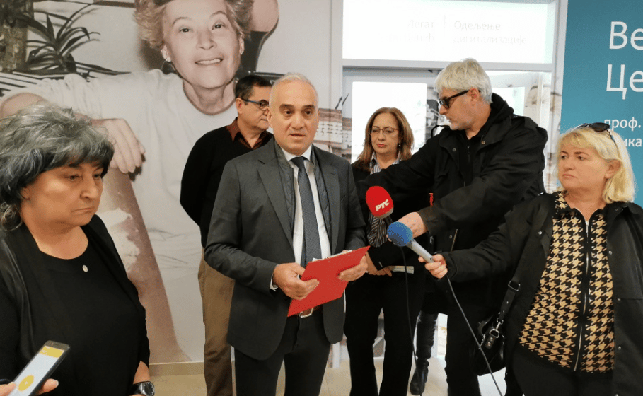 "Vera Cenić je poput kandila obasjavala naše živote": Otvoren legat profesorke i književnice iz Vranja 1