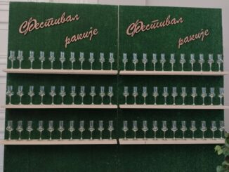 Sumadijski festival rakije 13 Hrana, lek za dušu, ugled, čast, ali i ozbiljan kapital: Treći Šumadijski festival rakije 7