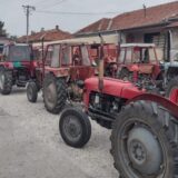 Poljoprivrednici iz Šumadije odustali od dolaska traktorima na sutrašnji protest u Beogradu: Pred Vladu pojedinačno, u automobilima 4