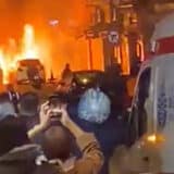 Nova eksplozija u Istanbulu, izgorelo nekoliko automobila (VIDEO) 9