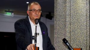 Skromno obležena godišnjica premlaćivanja građana na šabačkom mostu: Zašto nas je sve manje na ekološkim protestima 2 Skromno obležena godišnjica premlaćivanja građana na šabačkom mostu: Zašto nas je sve manje na ekološkim protestima 2