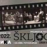 Otvaranje izložbe fotografija Zorana Veselinovića i promocija fotomonografije „Škljocaj" u SKCNS Fabrici 12