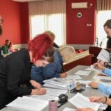 Država kupila kuće na selu za osam šidskih porodica 4