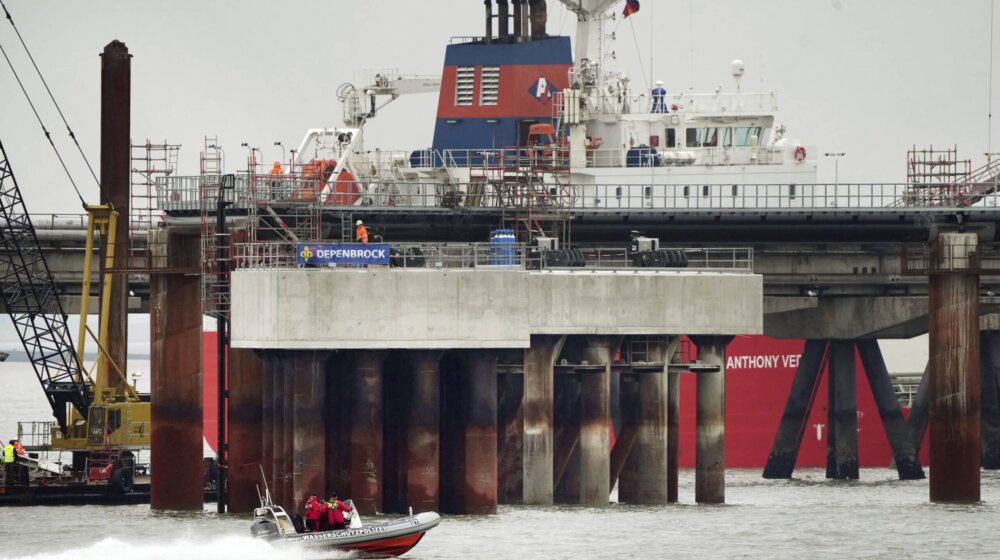 Nemačka završila objekte za prvi od pet planiranih terminala za tečni prirodni gas 1