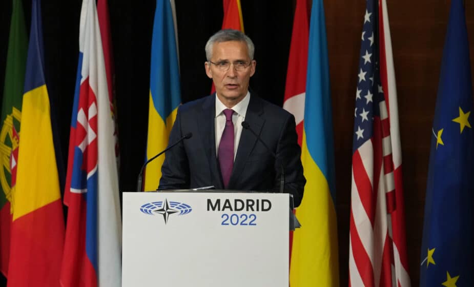 Stoltenberg pobrkao Rusiju i Ukrajinu na Skupštini NATO alijanse 1