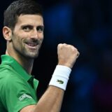 Đoković pobedio Cicipasa u prvom kolu Završnog mastersa 15