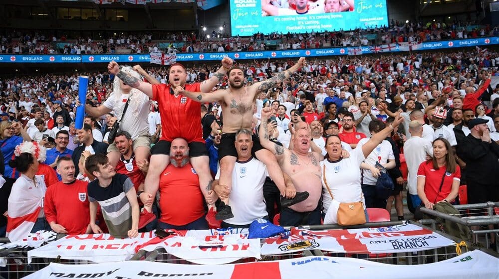 Britanski policajci biće tampon zona između navijača i lokalnih organa reda na Mundijalu u Kataru 1