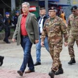 Šef Euleksa i komandant Kfora u poseti Severnoj Mitrovici 5