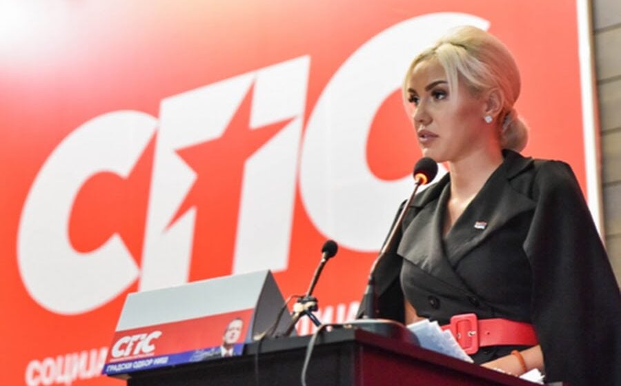 SPS influenserka iz Niša predlaže zakon koji bi kažnjavao zatvorom svaki negativan komentar o Vučiću 1