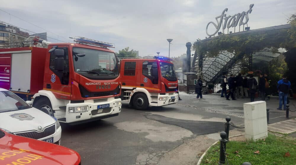 Izbio požar u restoranu Franš 1