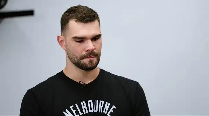 (VIDEO) "Nisam mogao da prihvatim da sam gej, pokušao sam da se ubijem": Bivši košarkaš FMP-a javno priznao svoju seksualnu orijentaciju 1