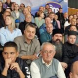 Vladika šabački Jerotej na rukometnoj utakmici bodrio igrače Metaloplastike 2