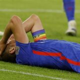 FIFA najavila da će za traku u duginim bojama kapiteni dobijati žuti karton pre početka utakmice 9