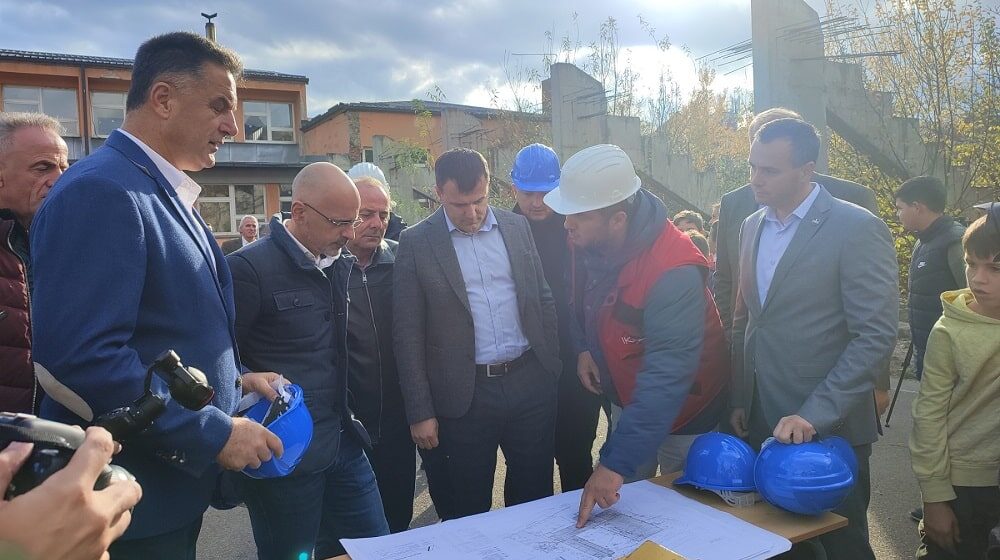 Novi Pazar: Položen kamen temeljac za rekonstrukciju OŠ “Desanka Maksimović” 1