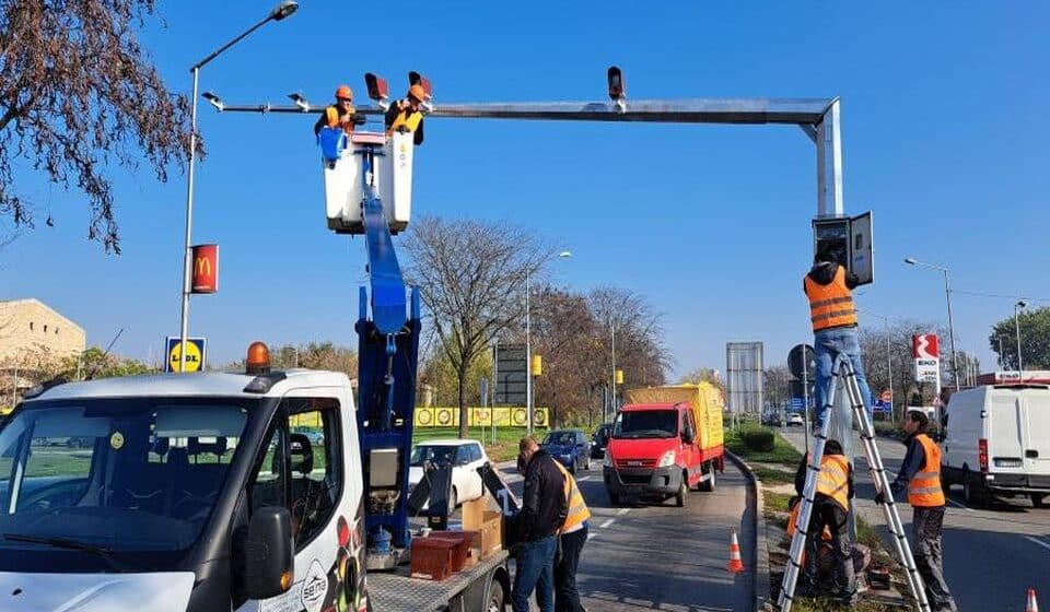 Dve raskrsnice u Novom Sadu dobijaju kamere za snimanje saobraćajnih prekršaja 1