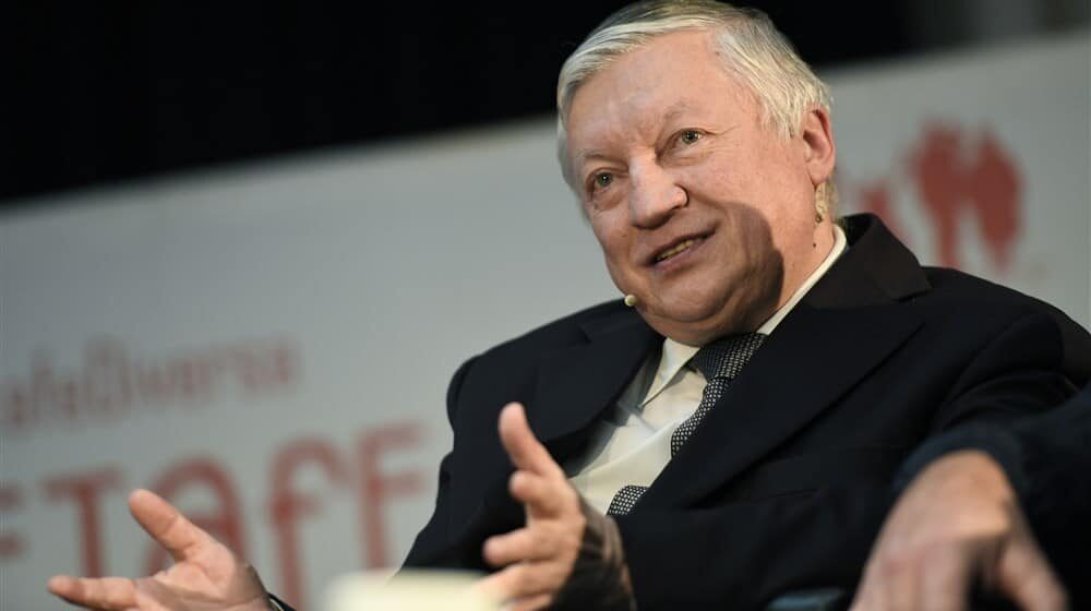 Šta se desilo slavnom šahisti, ruski mediji objavljuju oprečne informacije o stanju Anatolija Karpova 1