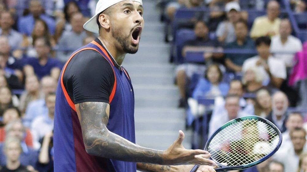 Kirjos se nagodio sa ženom iz publike koju je tokom vimbldonskog finala optužio da je pijana (VIDEO) 1