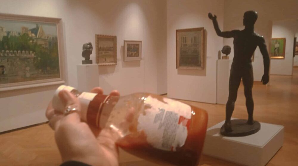 Probali smo da unesemo kečap u muzej u Beogradu 1