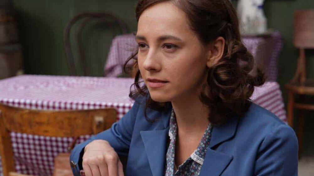 Glumica koja iznosi snažne ženske karaktere: Ko je Jovana Stojiljković, koja glumi špijunku Veru Pešić? 1