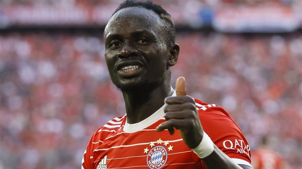 Sadio Mane dobio spomenik u njegovom rodnom selu, mnogi smatraju da je autor statue „promašio temu“ 1