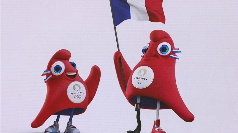 Pariz predstavio maskote za Olimpijske igre 2024. godine, organizatori napomenuli da se proizvode u Kini (VIDEO) 1