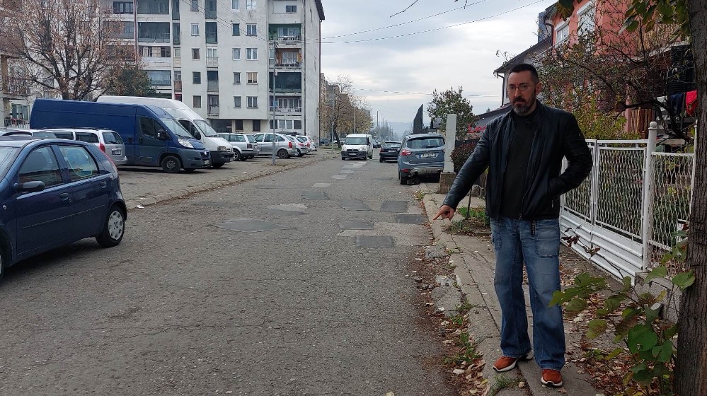 “Za dve godine pregazili su mi tri mačke”: Muke stanara ulice u Zaječaru kroz koju jure vozači 2