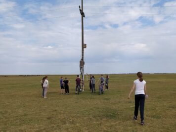 Jedinstvena biologija u Novom Miloševu: Đaci prave džem, kuvaju ukusne čorbe, a vode računa i o pticama modrovranama 2