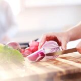 Zašto plačemo kada sečemo luk? 7