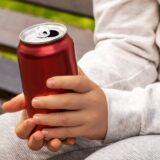 Deca i energetski napici: Od holesterola do zavisnosti, pa čak i smrtnog ishoda 2