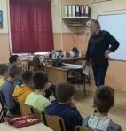 takarič U zrenjaninskoj školi „Vuk Karadžić“ održan Pop-up festival: Učenicima mlađih razreda to je bio kao praznik 7