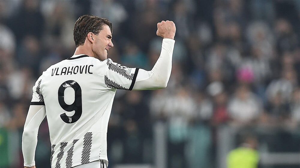 Britanski mediji tvrde: Vlahović od januara u Mančester junajtedu 1