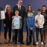 Junaci Nenad i Aleksandar: Kako glasi obrazloženje na ceremoniji na kojoj je Vučić odlikovao policajce sa Kosova 5