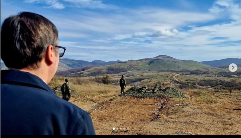 Vučić na vojnoj vežbi: NATO Skajlark dronovi obigravali na Brnjaku i Jarinju 1