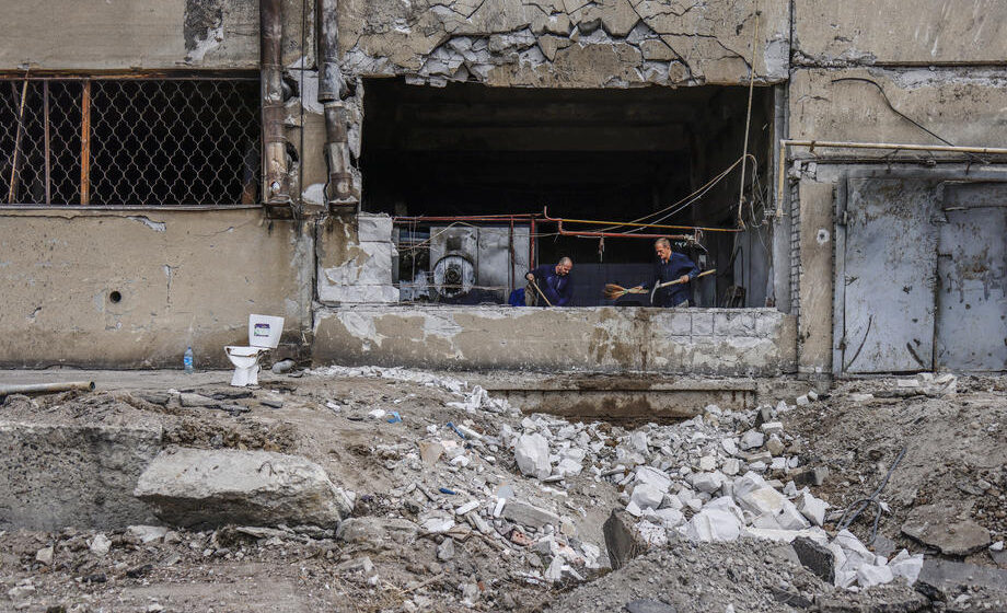 “Bio sam osuđen na smrt, ali sam umalo umro od gladi”: Britanac koga su Rusi držali mesecima u zatočeništvu 1