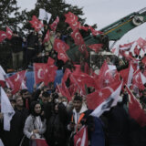 Više hiljada ljudi na protestu u Istanbulu zbog presude gradonačelniku 6
