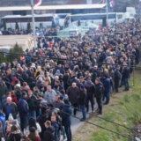 Jović (Pokret za odbranu KiM): Protest Srba zbog 'veleizdaje Vučića' 7