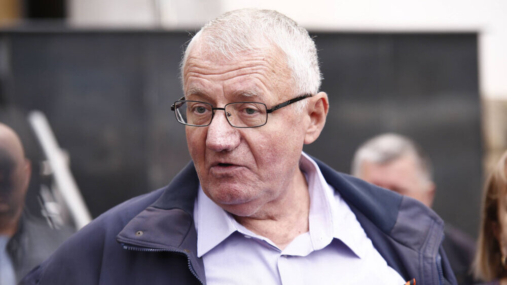 Šešelj "Vučić stao iza Šešeljevih ratnih zločina, lideru radikala ne može da se sudi u odsustvu": Sagovornici Danasa o novoj optužnici protiv predsednika SRS 2