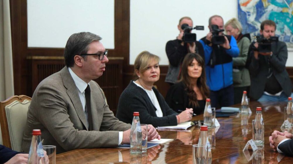 Jednom savetniku veća penzija od plate: Koliko zarađuju Vučićevi najbliži saradnici u Predsedništvu? 10