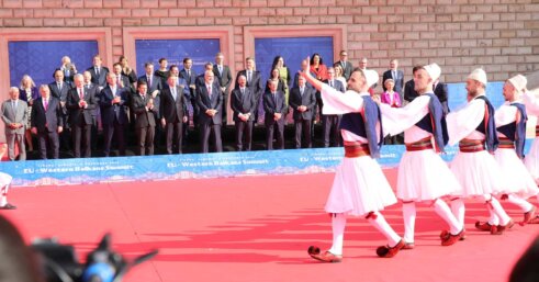 Tirana Ramino klečanje i Vučićeva (samo)izolacija: Šta se dešavalo iza kulisa samita EU - Zapadni Balkan u Tirani 16