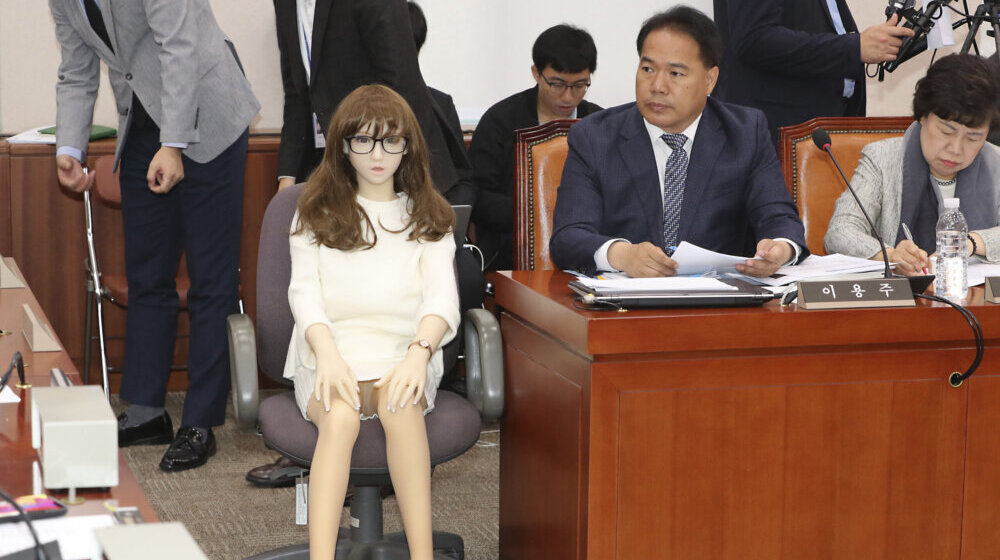 Južna Koreja ukinula zabranu uvoza seks lutaka 1