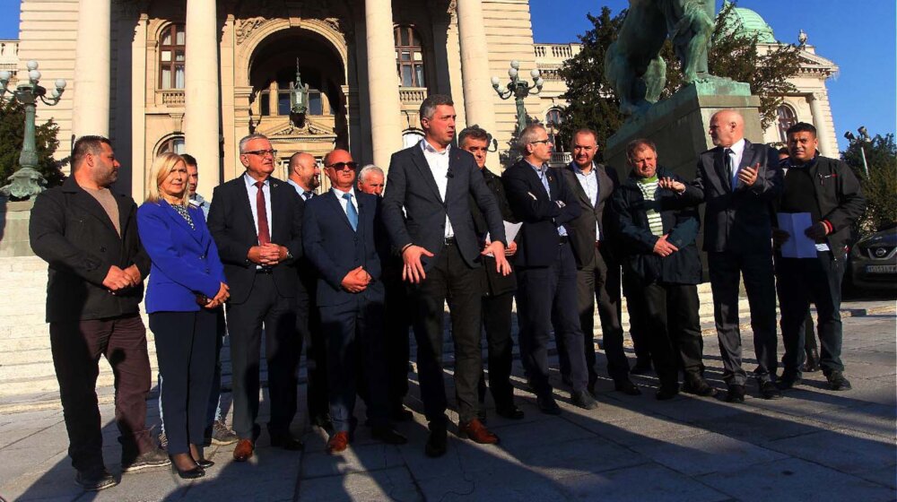 Dveri zahtevaju da se poslanicima dostavi tekst francusko-nemačkog predloga pre sednice parlamenta 1