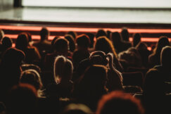 Filmovima „Stric” i „Sestre” iz Hrvatske i Severne Makedonije otvoren 7. ŠIFF u Kragujevcu 5