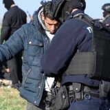 Mađarska policija u vozilu državljanina Srbije pronašla ilegalne migrante 2