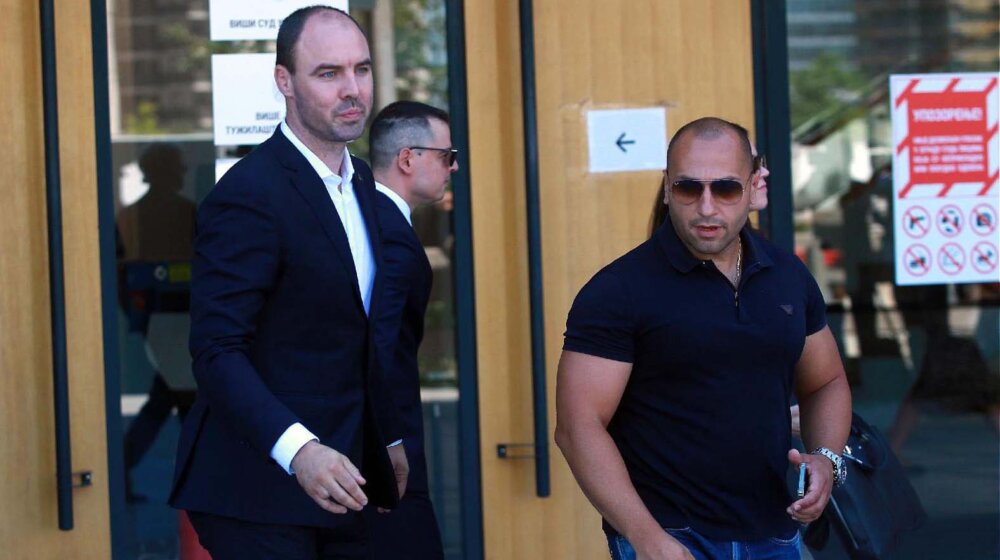 "Policajci će biti zaštićeni kad na čelu MUP-a bude bio profesionalac”: Da li će biti istrage indicija da je neko iz vlasti naručio ubistvo Milenkovića i Mitića? 1