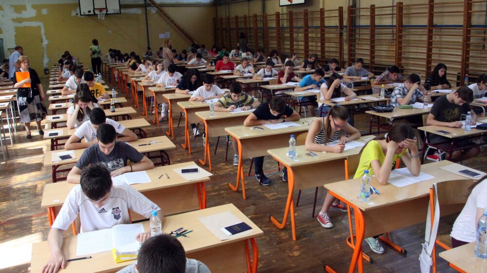 Milićević poželeo uspeh svima koji polažu završni ispit 1