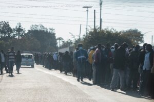 Zambija je danas proglasila sedam dana nacionalne žalosti zbog smrti bivšeg predsednika Edgara Lungua, koji je preminuo u četvrtak, u Južnoj Africi, saopštila je vlada.