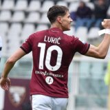 Od izlaznih vrata do novog ugovora: Saša Lukić, ipak, ne menja klub 3