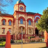 Blokada Karlovačke gimnazije: Maturanti imaju četiri zahteva, pozivaju direktora i profesore da ih podrže 5