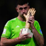 Francuzi insistiraju na kazni za Emilijana Martineza zbog vređanja Kilijana Mbapea 4