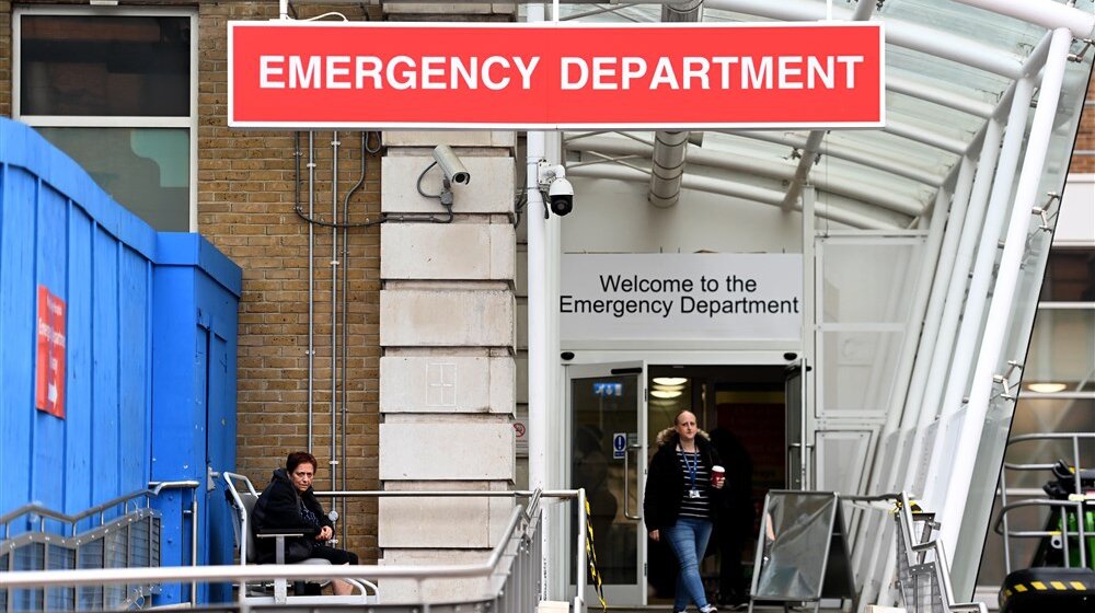 Nova respiratorna infekcija na pragu Evrope: Britanija zabeležila sedam smrtnih slučajeva dece, roditelji upozoreni da ne oklevaju sa odlaskom kod lekara 1